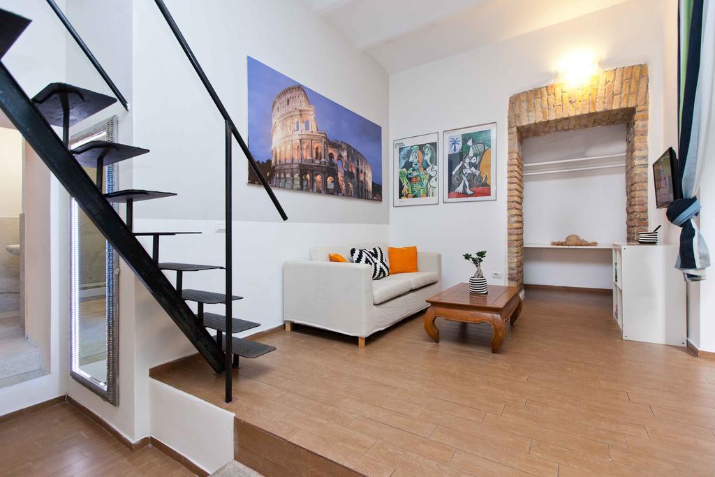 Colosseo Accomodation Daire Roma Dış mekan fotoğraf